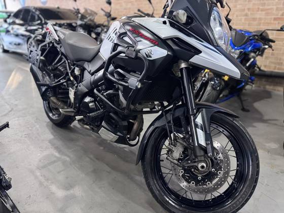 SUZUKI V-STROM 1000 ABS SUZUKI V-STROM 1000 ABS
